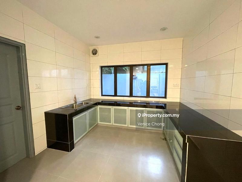 Semi-Detached House for Sale in Taman Sri Endah, Sri Petaling by Venice Chong - iProperty.com.my