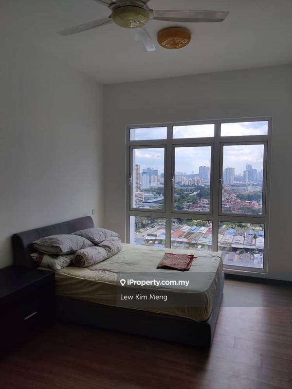 For Sale - Clarita Tower @ Eco Sky