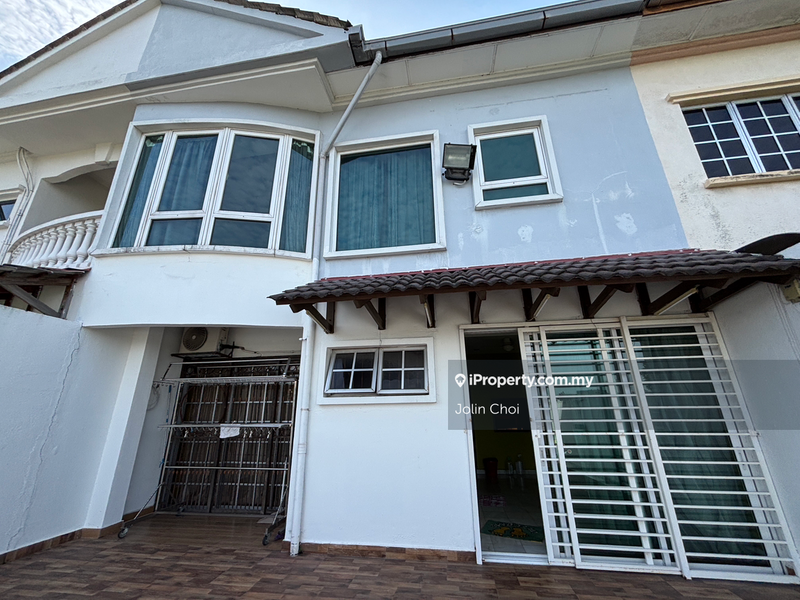 Rumah Teres 2.5-Tingkat untuk Dijual di BANDAR PUCHONG JAYA, Puchong oleh Jolin Choi - iProperty.com.my