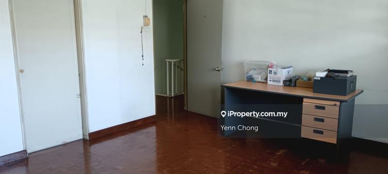 Rumah Berkembar untuk Dijual di Taman Yarl, Jalan Klang Lama (Old Klang Road) oleh Yenn Chong - iProperty.com.my