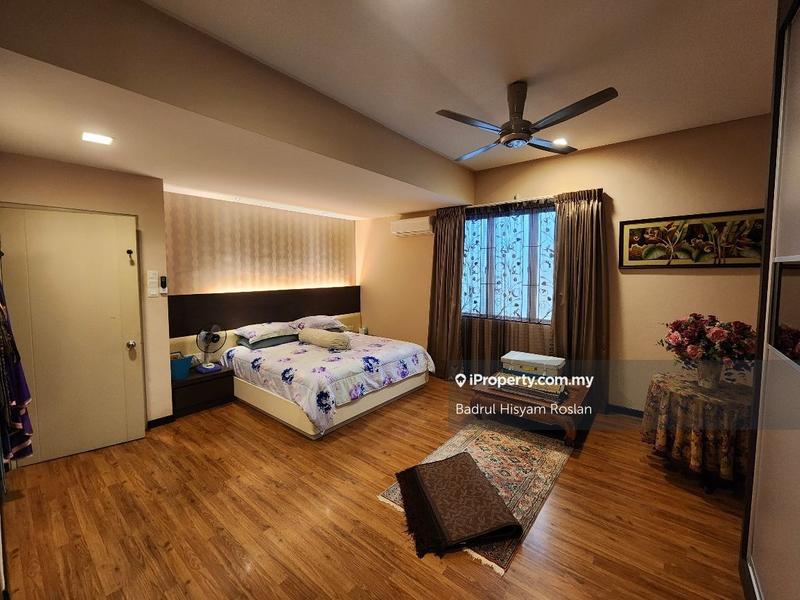 Rumah Berkembar untuk Dijual di Anjung Suasana Bandar Seri Putra Bangi, Bangi oleh Badrul Hisyam Roslan - iProperty.com.my