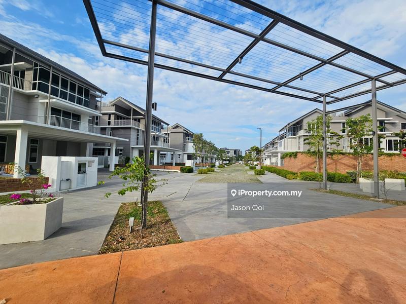 Banglo untuk Dijual di Putra Heights, Subang Jaya oleh Jason Ooi - iProperty.com.my