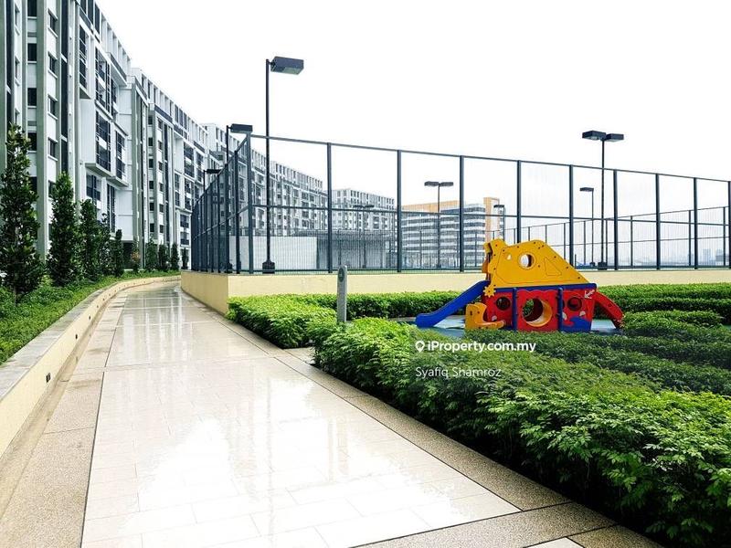 Residensi Servis untuk Dijual di Radia Residences oleh Syafiq Shamroz - iProperty.com.my