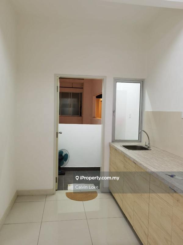 For Rent - Savanna Executive Suite @ Southville City