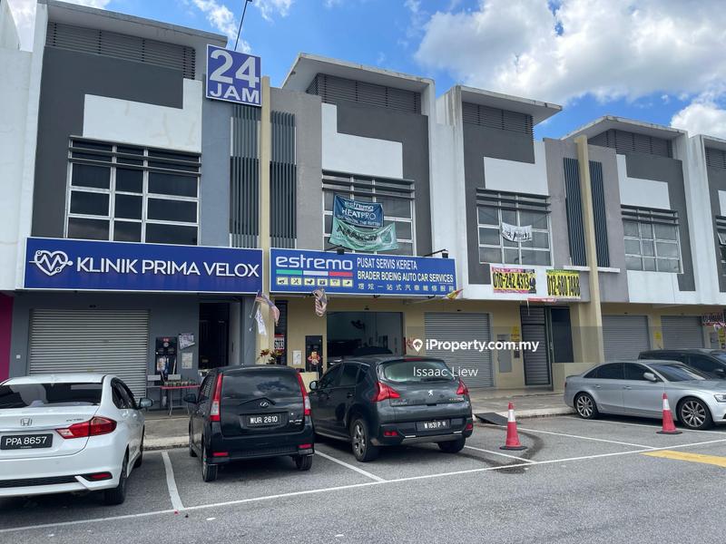 Shop for Sale in Bandar Country Homes, Rawang by Issaac Liew - iProperty.com.my