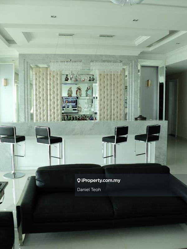 Condominium for Rent in Infinity Beachfront Condominium by Daniel Teoh - iProperty.com.my