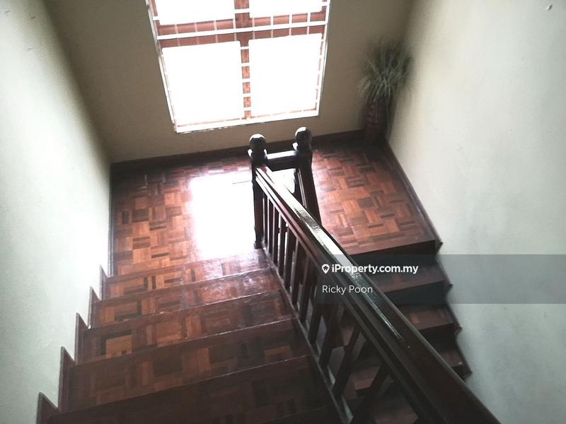 Banglo untuk Dijual di Taman Overseas Union (Taman Oug), Jalan Klang Lama (Old Klang Road) oleh Ricky Poon - iProperty.com.my