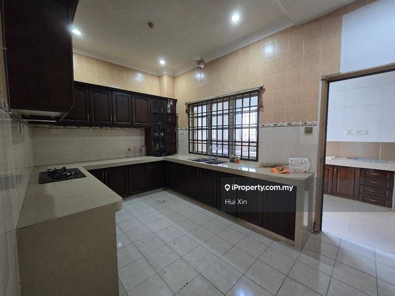 Rumah Berkembar untuk Dijual di Taman Saujana, Klang oleh Hui Xin - iProperty.com.my