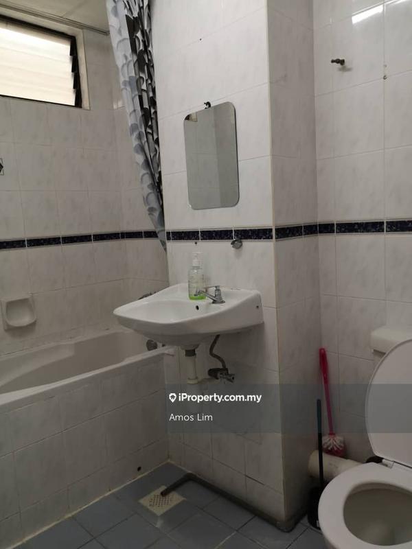Condominium for Sale in Eden Seaview Condominium by Amos Lim - iProperty.com.my