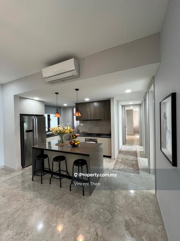 For Sale - Datum Jelatek Residence