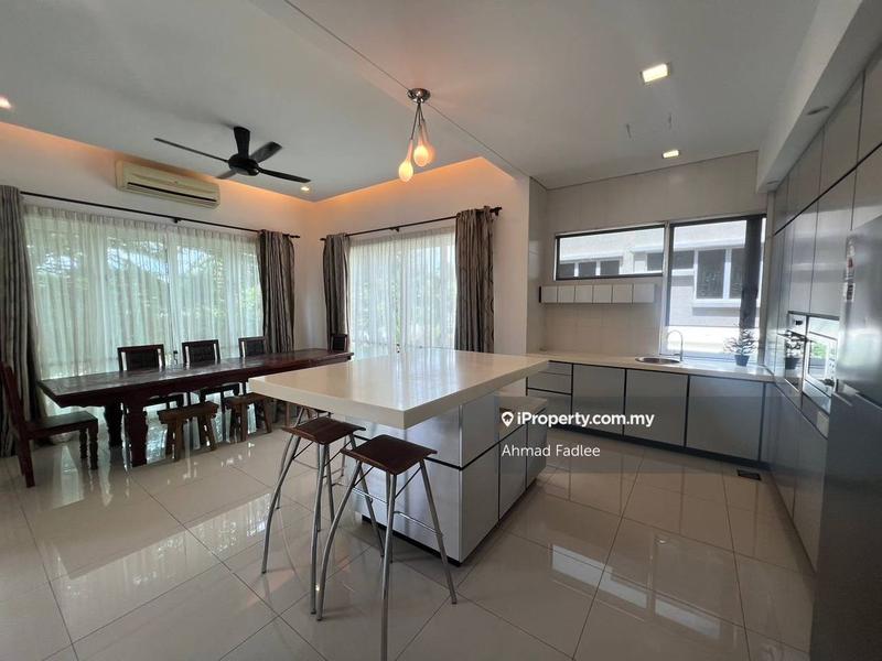 Bungalow House untuk Dijual di Kayangan Heights, Shah Alam oleh Ahmad Fadlee - iProperty.com.my