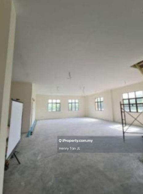 Kilang Berkembar untuk Dijual di Bukit Kemuning, Shah Alam oleh Henry Tan JL - Interior - iProperty.com.my
