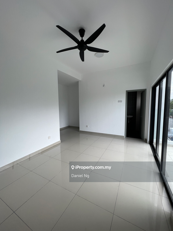 Rumah Bandar untuk Dijual di 28 Residence, Taman Orkid, Salak Tinggi, Sepang, S, Sepang oleh Daniel Ng - iProperty.com.my