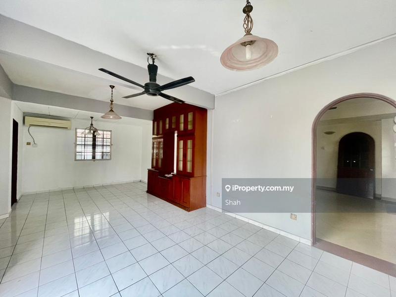 Rumah Teres 2-Tingkat untuk Dijual di SS19, Subang Jaya oleh Shah - iProperty.com.my