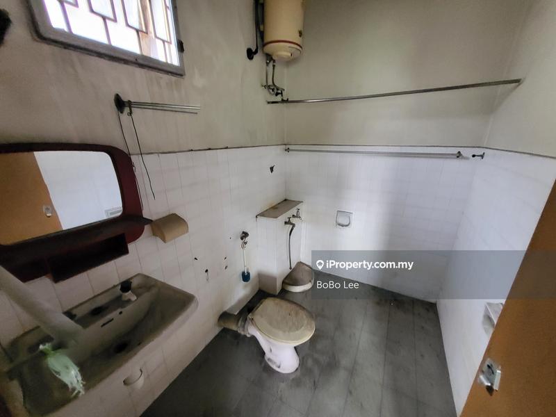 Semi-Detached House for Sale in Taman Overseas Union (Taman Oug), Jalan Klang Lama (Old Klang Road) by BoBo Lee - iProperty.com.my