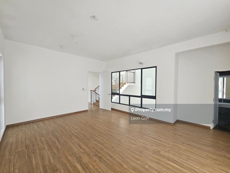 Rumah Berangkai 3 Tingkat untuk Dijual di Twentyfive7, Tanjong Duabelas oleh Leon Goh - iProperty.com.my