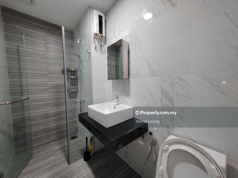 Kediaman Servis untuk Dijual di Emporis oleh Yenna Leong - iProperty.com.my