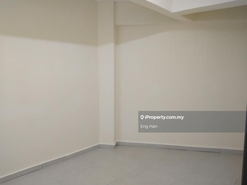 Rumah Pangsa untuk Dijual di Kuchai Entrepreneurs Park oleh Eng Han - iProperty.com.my