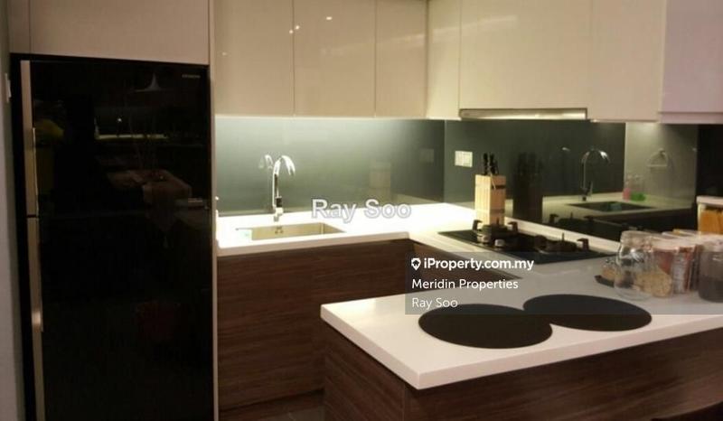 For Sale - Colonial @ Empire City