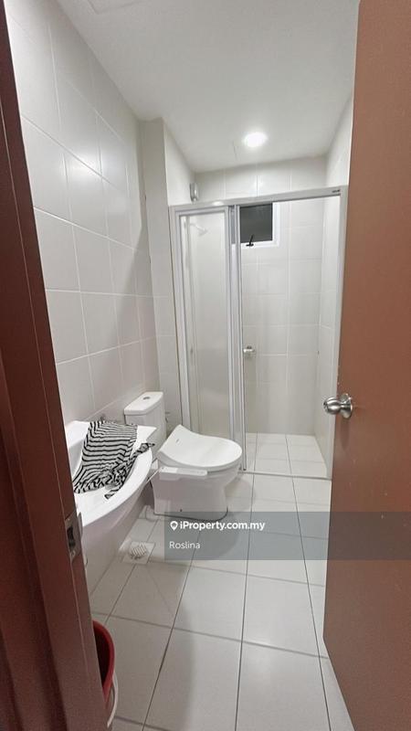 Service Residence for Sale in Meridin Bayvue @ Sierra Perdana by Roslina - iProperty.com.my