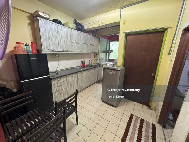 Flat for Sale in Taman Setia Rawang Flat by Levin Khoo - iProperty.com.my