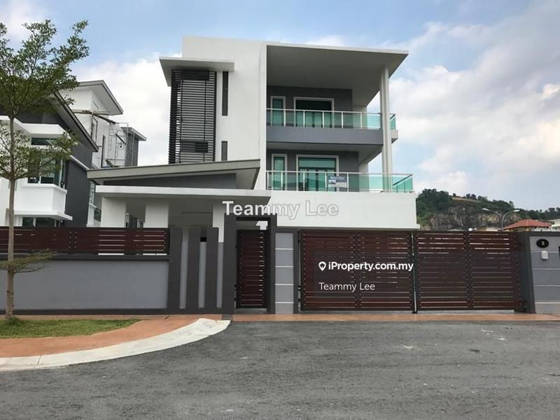 Bungalow House for Sale in Wira Mutiara Bungalow Bandar Sungai Long, Cheras by Teammy Lee - iProperty.com.my