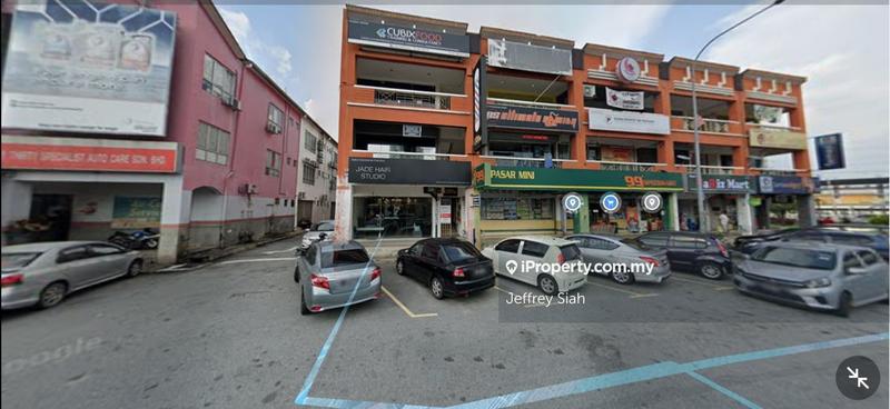 For Sale - Selayang 3storey Adjoining ROI 4.5%