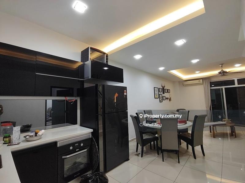Rumah Berangkai 3 Tingkat untuk Dijual di Sri Gading, Johor oleh Chanel Ang - iProperty.com.my
