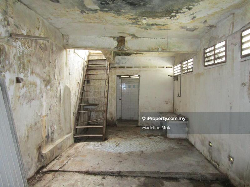 Banglo untuk Dijual di Taman Desa, Kuala Lumpur oleh Madeline Mok - Basement - iProperty.com.my