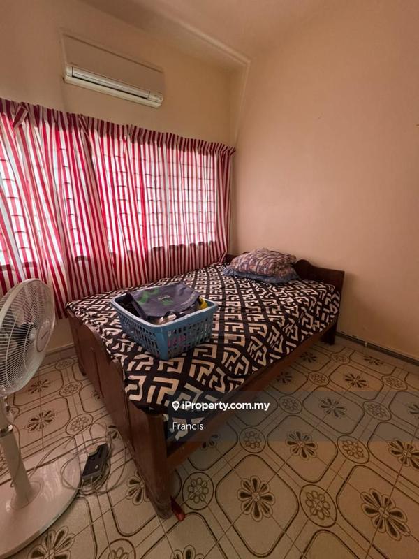 2-storey Terraced House for Sale in 9wdg1, Cheng by Francis - iProperty.com.my