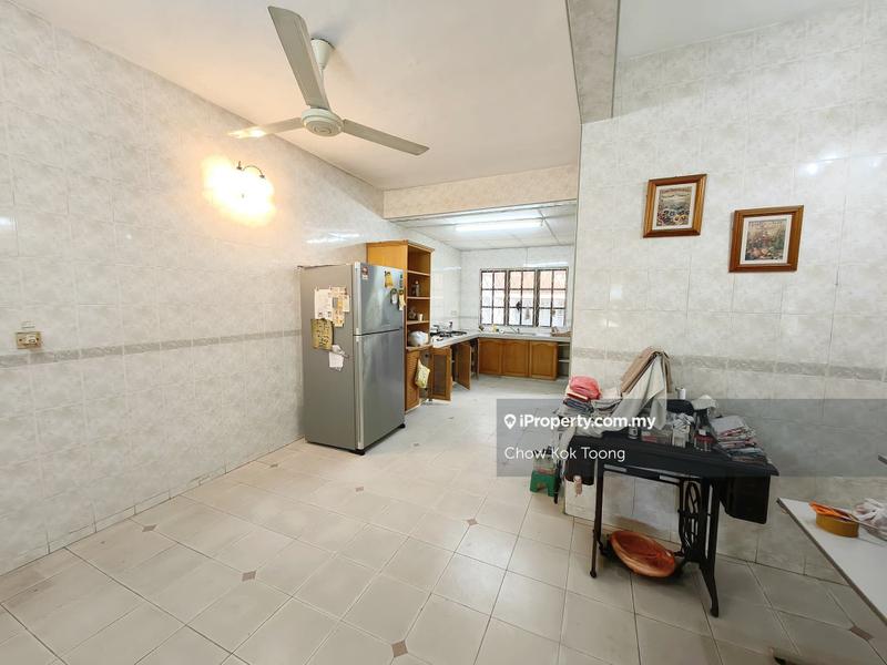 Rumah Teres 2-Tingkat untuk Dijual di Seksyen 9, Shah Alam oleh Chow Kok Toong - iProperty.com.my