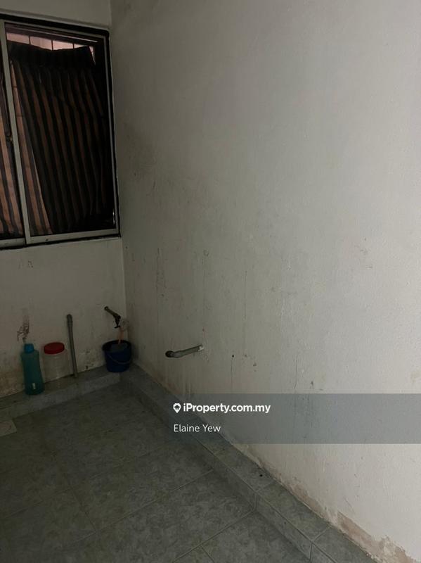 Rumah Pangsa untuk Dijual di Taman Batu Permai oleh Elaine Yew - iProperty.com.my