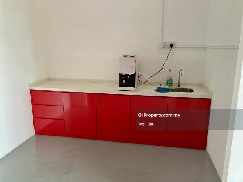 Kilang Teres untuk Dijual di Uep Industrial Park, Subang Jaya oleh Wei Kiat - iProperty.com.my
