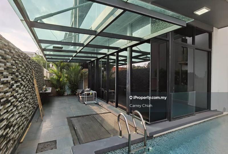 Semi-Detached House for Sale in Lake Edge, Puchong by Carrey Chiah - iProperty.com.my
