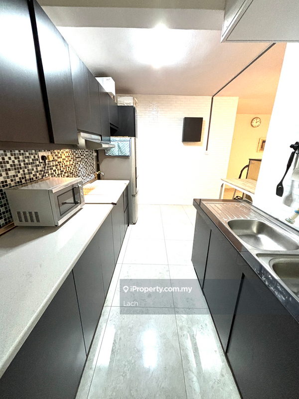 Kondominium untuk Dijual di Mont Kiara Pines oleh Lach - iProperty.com.my