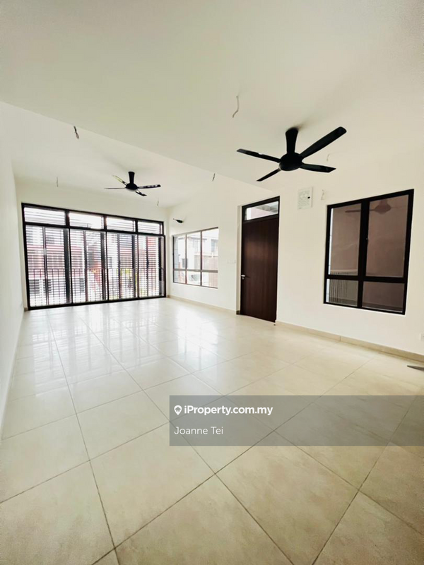 Rumah Teres 3-Tingkat untuk Dijual di Cyberjaya, Selangor oleh Joanne Tei - iProperty.com.my