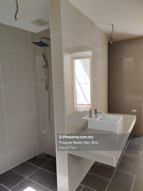 Rumah Berangkai 3.5 Tingkat untuk Dijual di Empire Residence, Damansara Perdana oleh Patrick Tan - iProperty.com.my