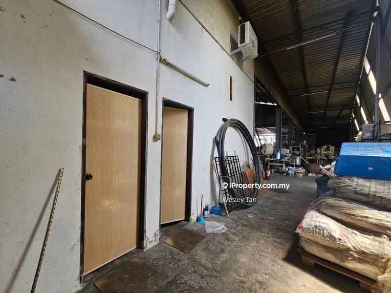 Kilang Terpisah untuk Dijual di Kawasan Perindustrian Bukit Rambai, Bukit Rambai oleh Wesley Tan - iProperty.com.my