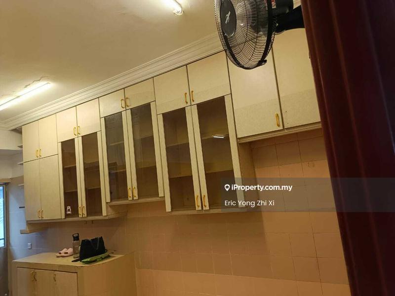 Rumah Teres 2-Tingkat untuk Disewa di Taman Mount Austin, Tebrau oleh Eric Yong - Kitchen - iProperty.com.my