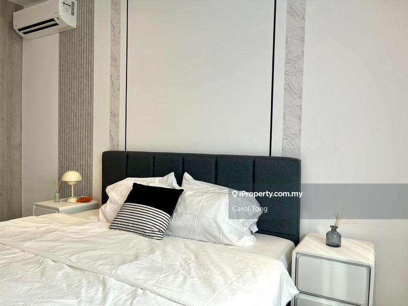 For Sale - Lumi Tropicana