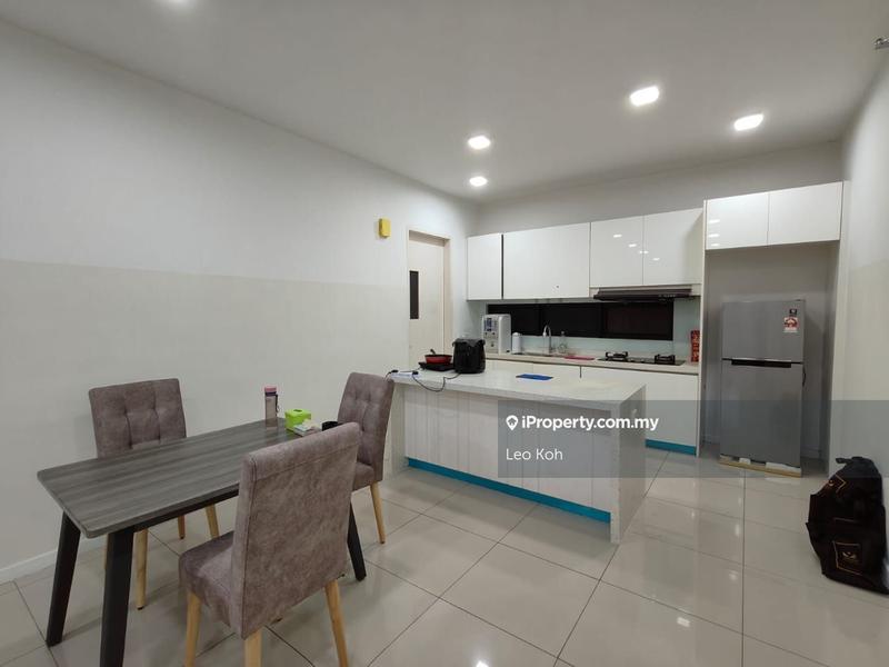 For Sale - Paragon 3