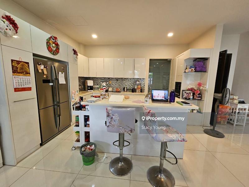 Bungalow House for Sale in Bandar Sungai Long, Selangor by Stacy Young - iProperty.com.my