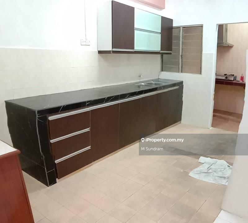 Pangsapuri untuk Dijual di Pangsapuri Perdana Villa oleh M Sundram - iProperty.com.my