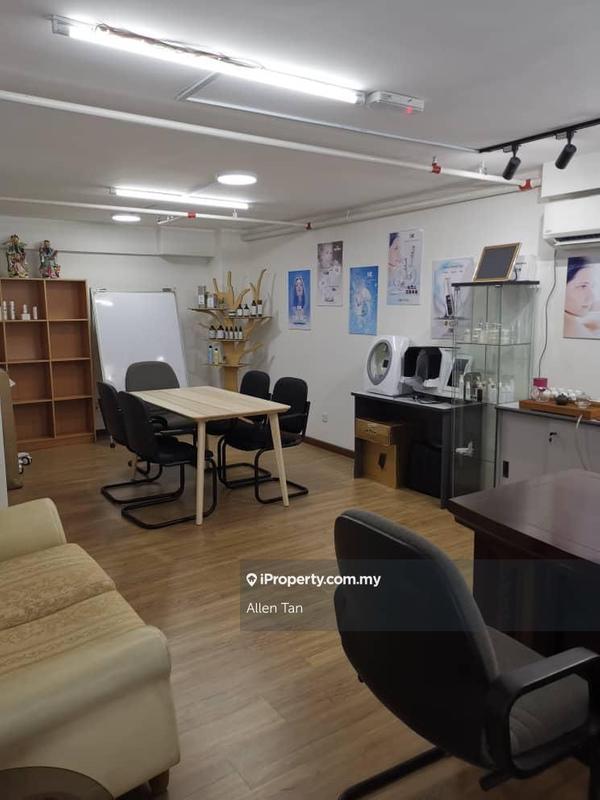 For Sale - Pinnacle Kelana Jaya