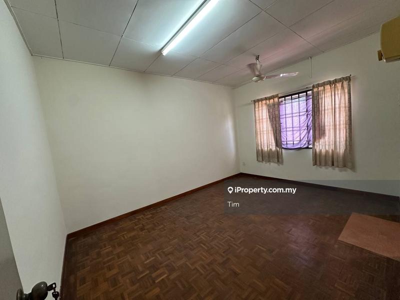 Rumah Berangkai 2 Tingkat untuk Dijual di dvv7f, Batu Berendam oleh Tim - iProperty.com.my