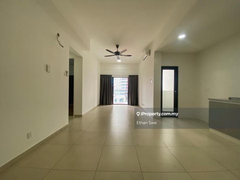 For Sale - Reizz Residence