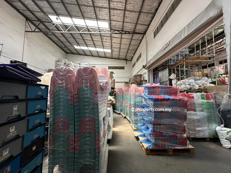 For Sale - JALAN 222 factory-showroom for sale PJ51A