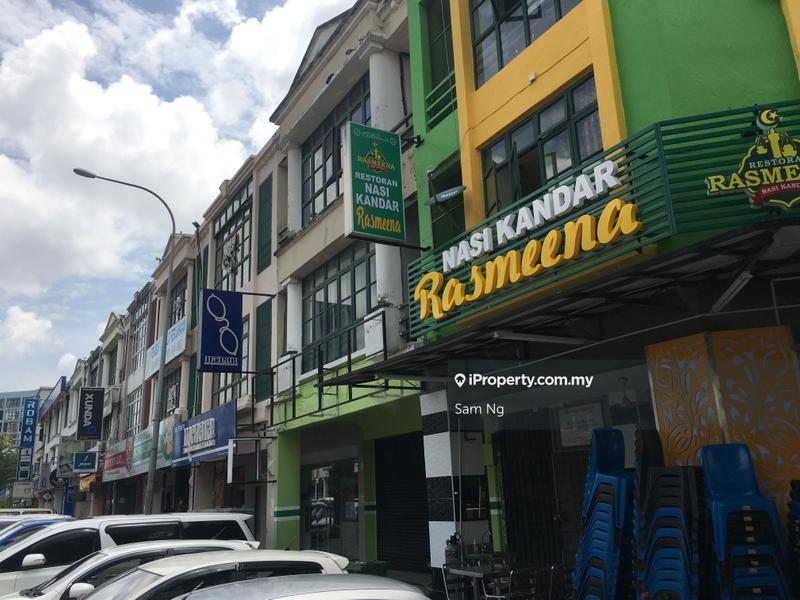 For Rent - USJ 9 Subang Jaya's 3 Storey Shop For Rent