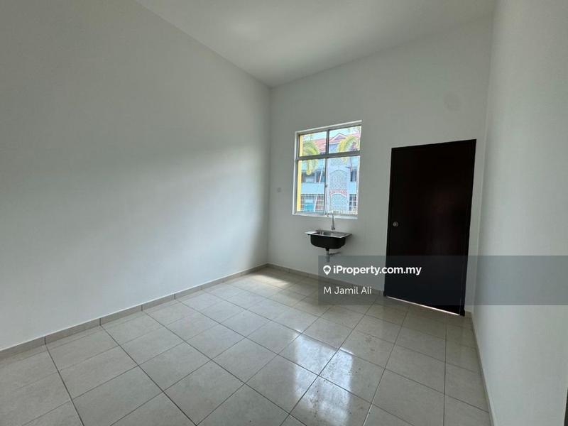 1-storey Terraced House for Sale in jt6zz, Muar by M Jamil Ali - iProperty.com.my