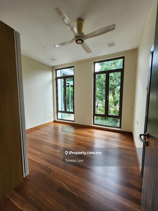 Bungalow House untuk Dijual di Bukit Gita Bayu, Seri Kembangan oleh Teresa Law - iProperty.com.my